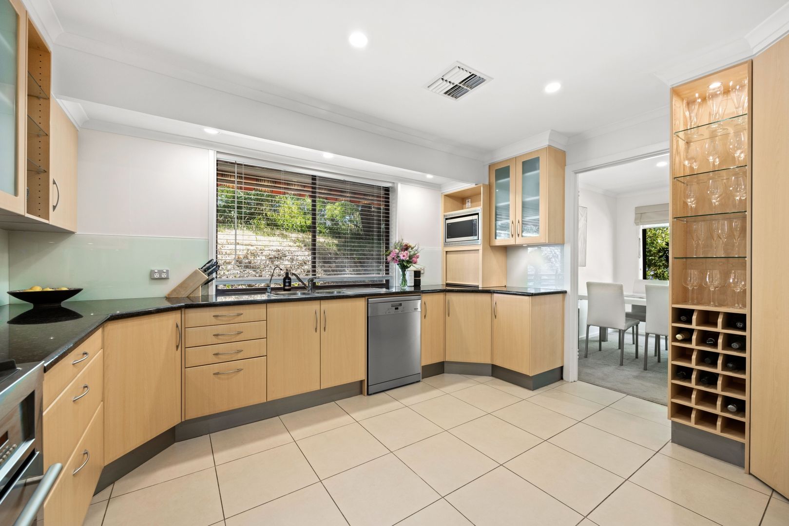 18 Walker Avenue, Heathfield SA 5153, Image 2