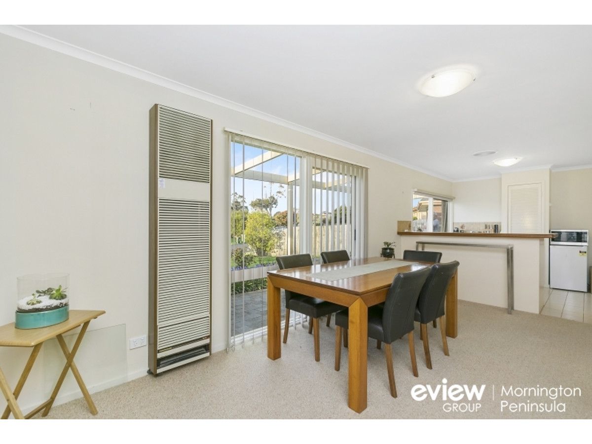 7 Tara Court, Mornington VIC 3931, Image 2