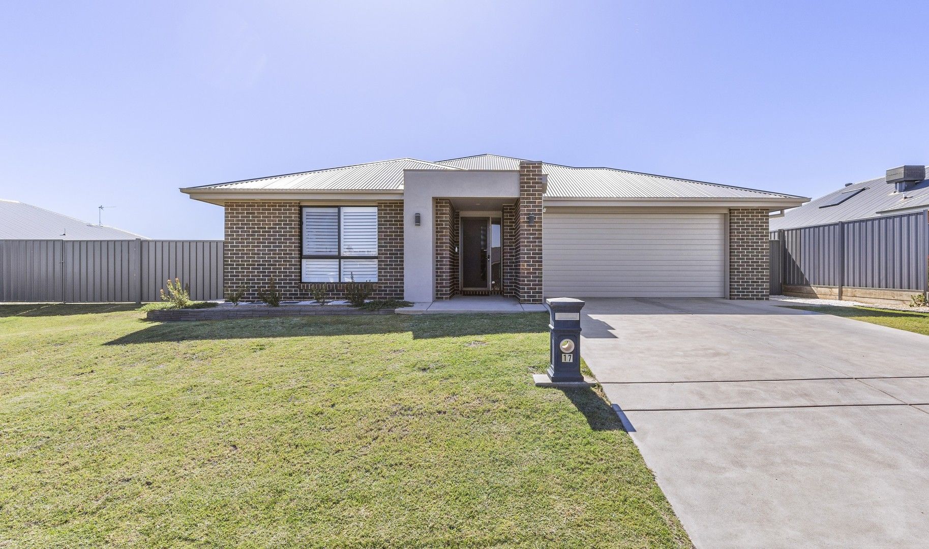 17 Hayes Crescent, Junee NSW 2663, Image 0