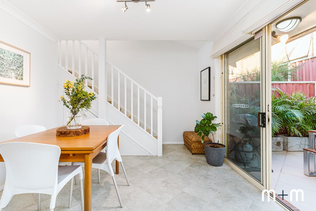 4/10 Gordon Street, Woonona NSW 2517, Image 2