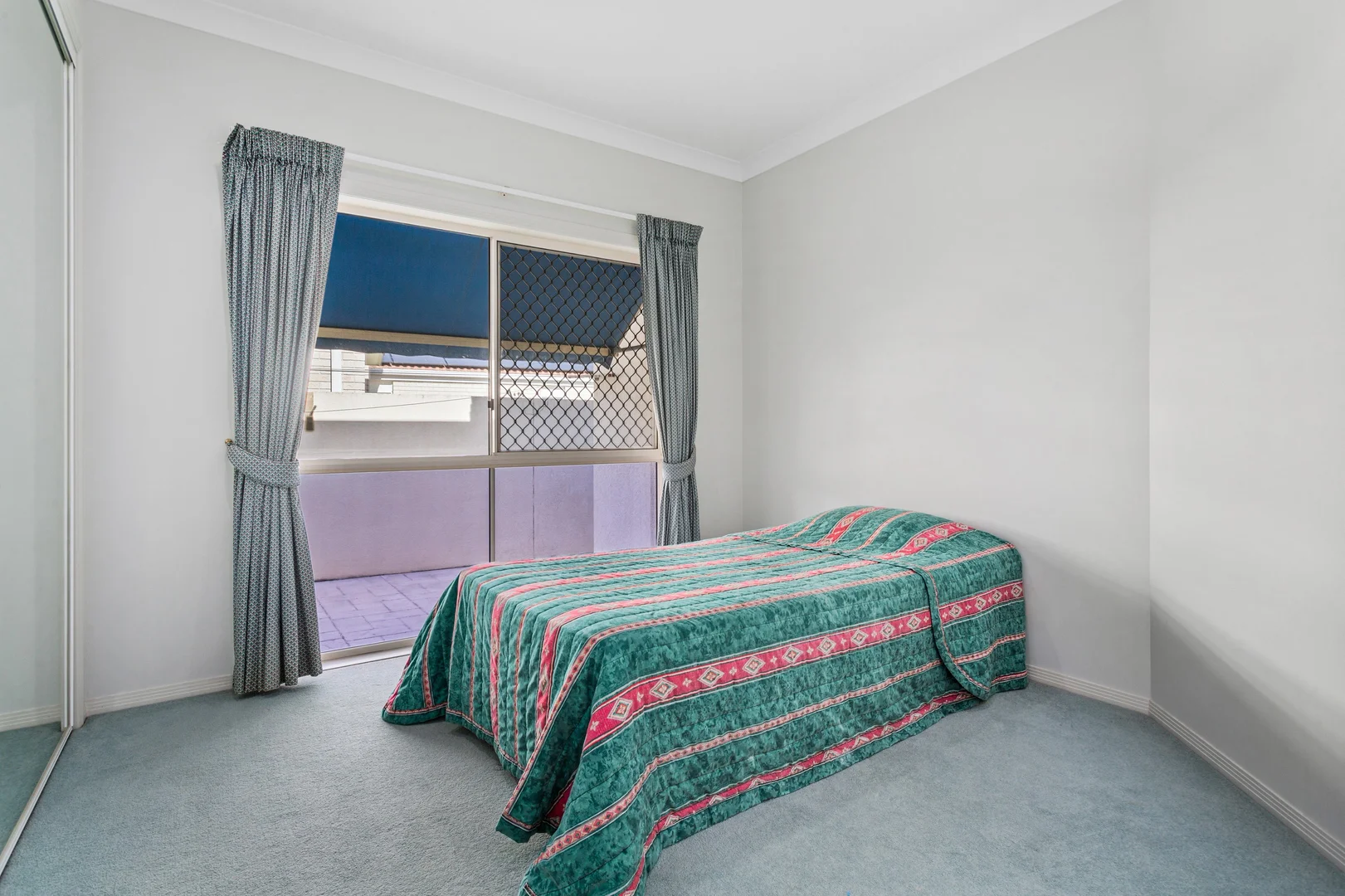 Image 10