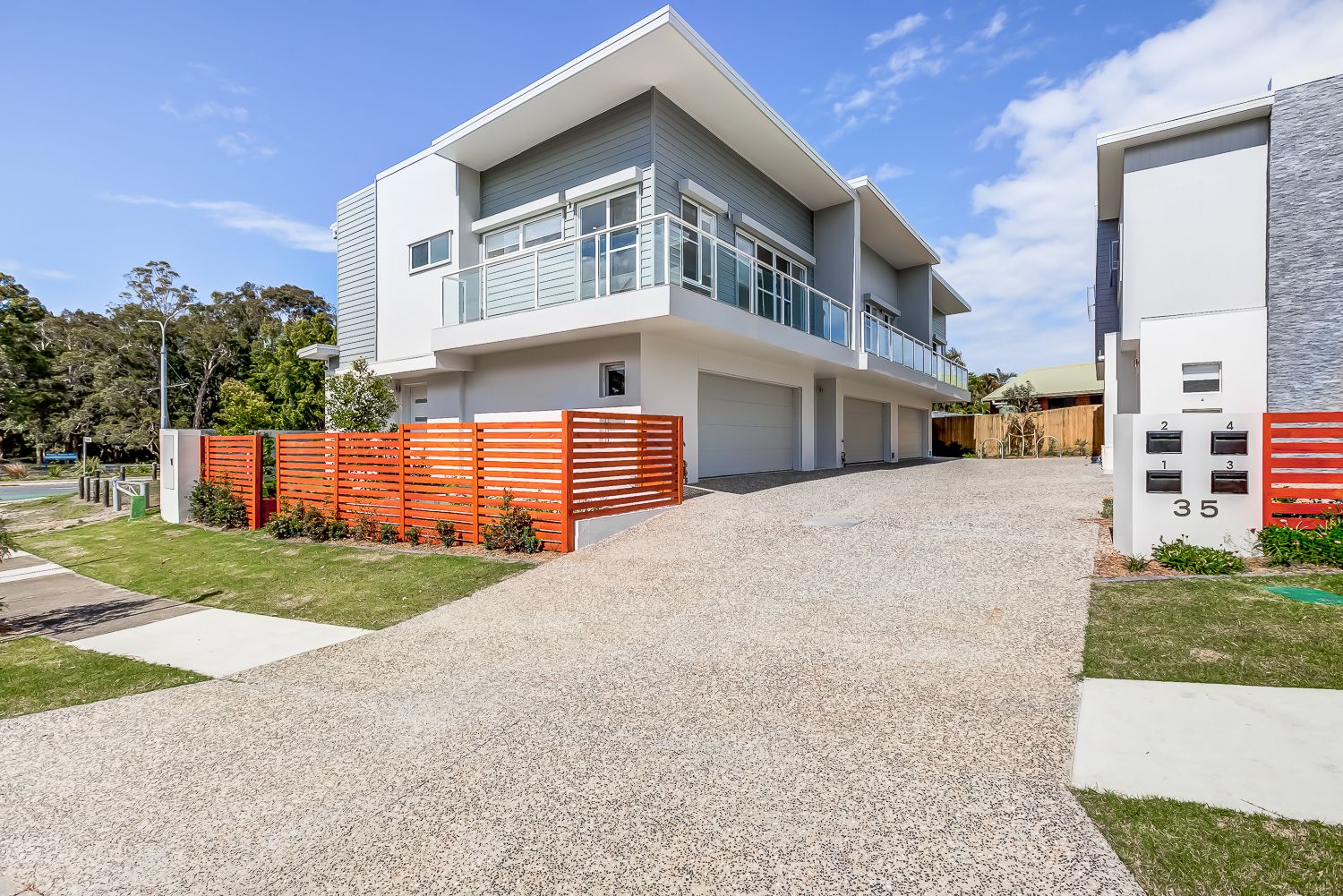 3 bedrooms Townhouse in 1/35 Salmon Street SOUTHPORT QLD, 4215
