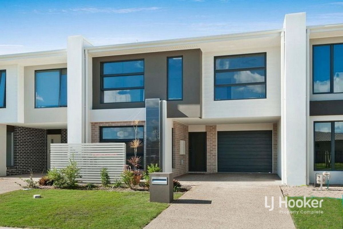 4 bedrooms Townhouse in 58 Pinehill Street YARRABILBA QLD, 4207
