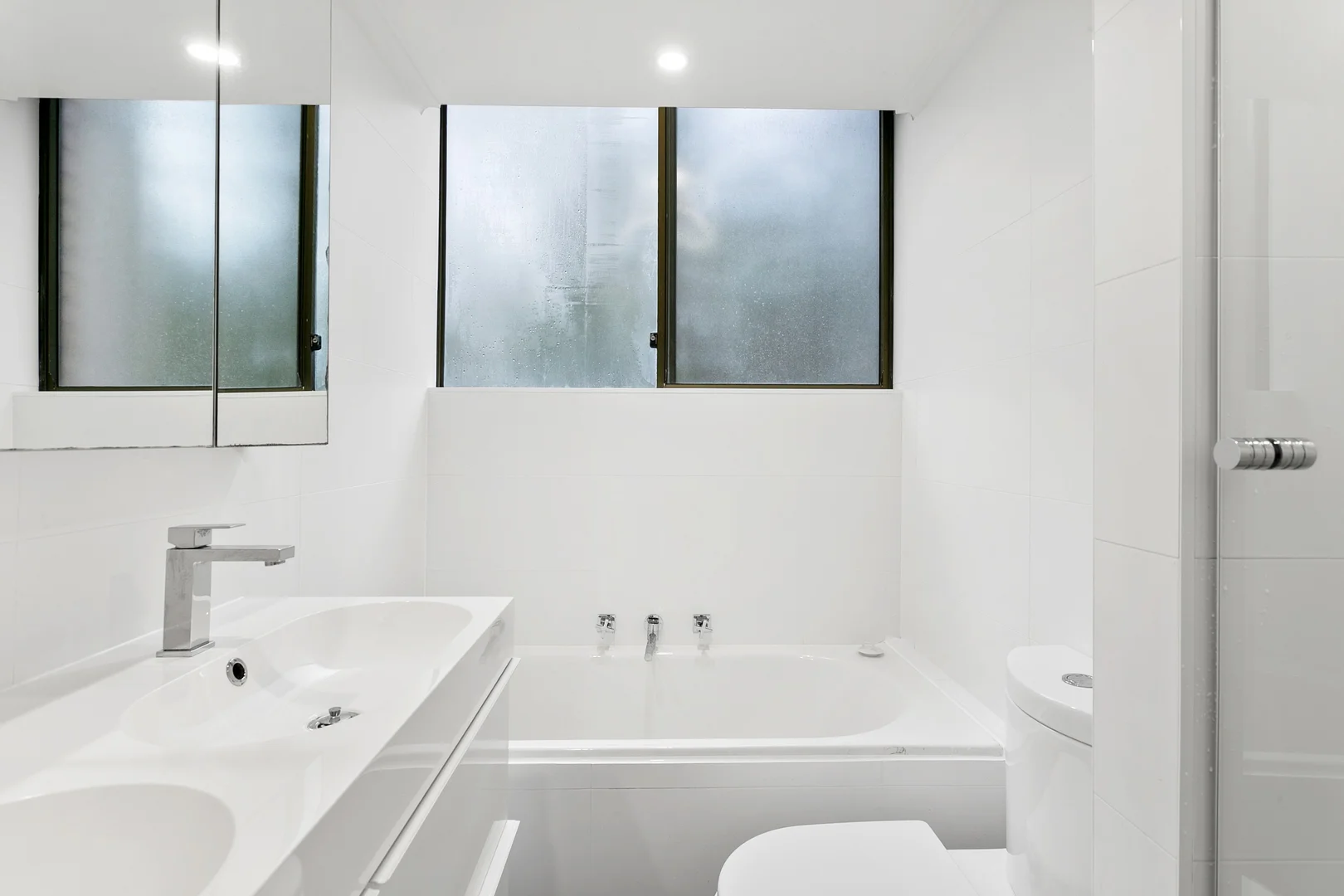 Additional image 4 of 14/22-28 Penkivil Street, Bondi NSW 2026