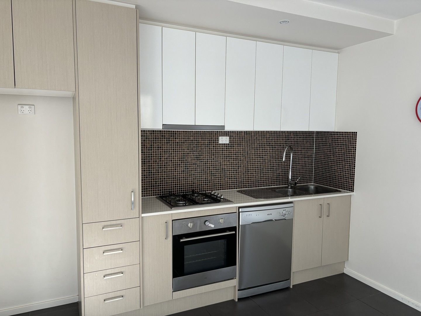 1 bedrooms Apartment / Unit / Flat in 7/9 Railway Parade MURRUMBEENA VIC, 3163