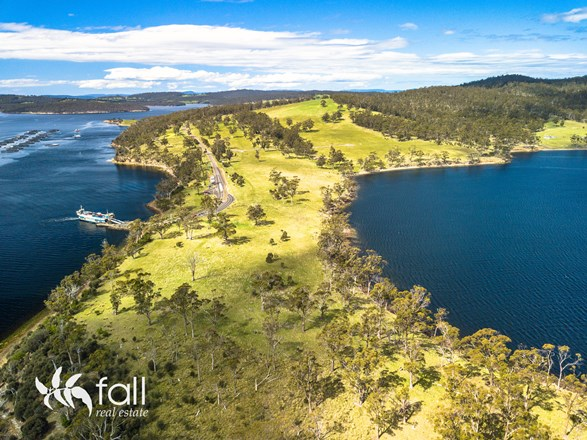 32 Apollo Bay Road, North Bruny TAS 7150