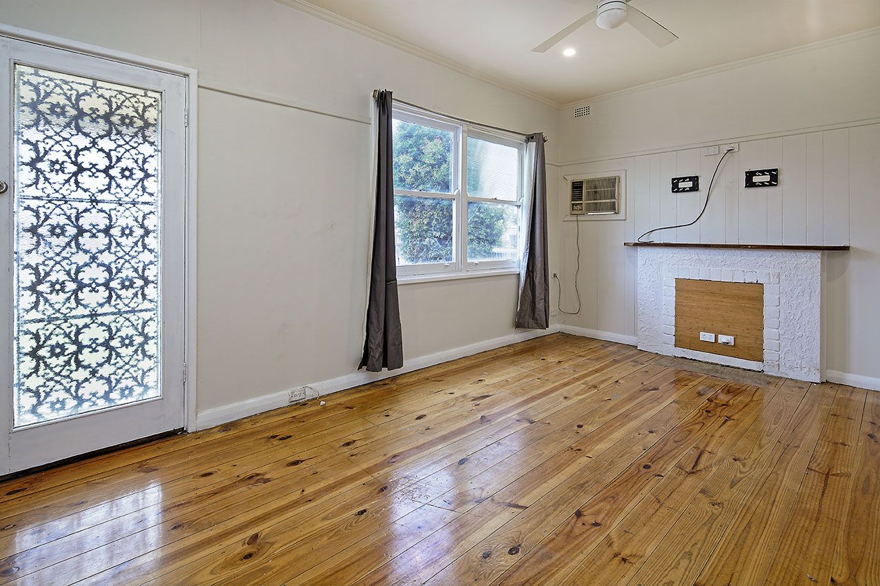 3 bedrooms House in 15 Nyora Crescent TAPEROO SA, 5017