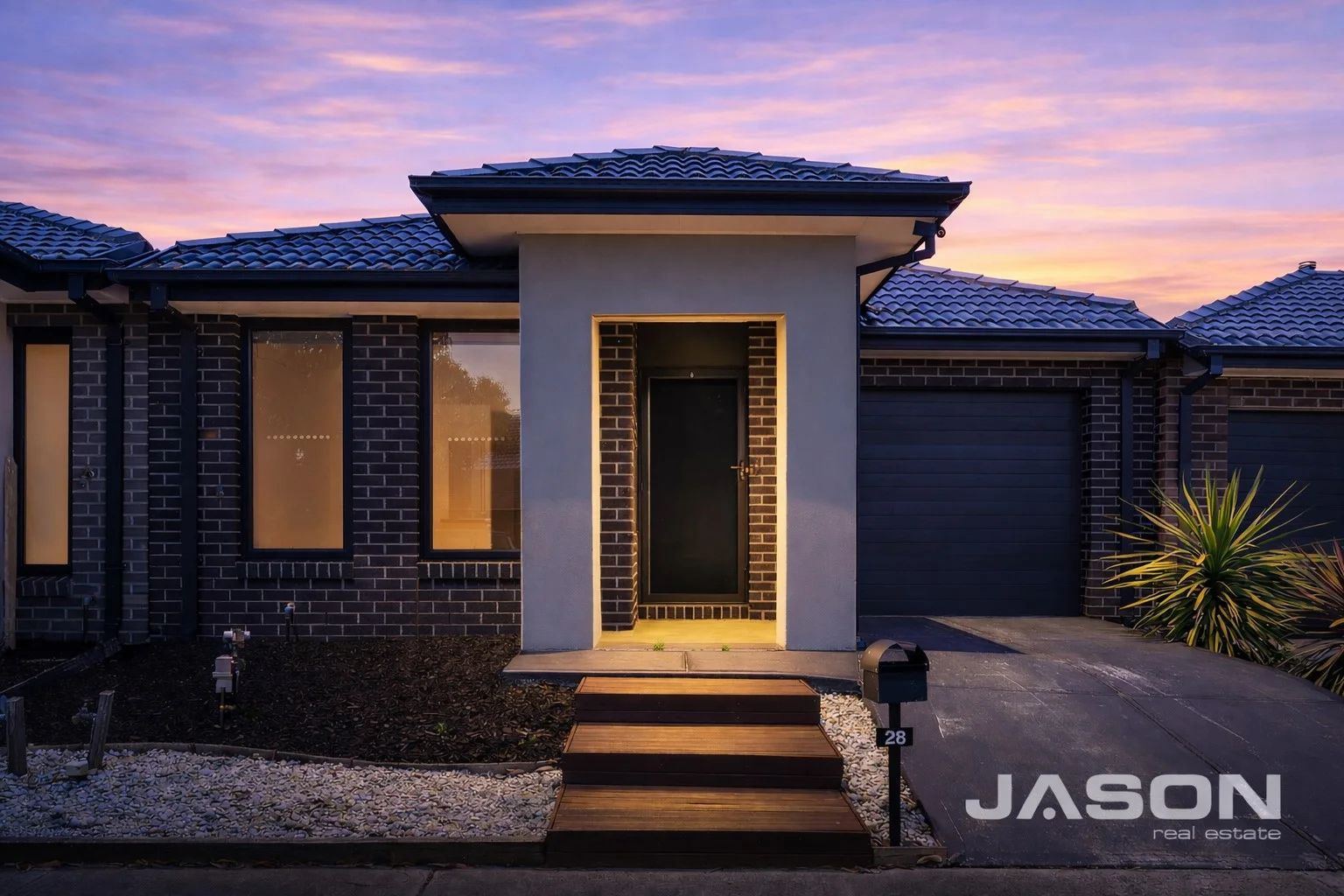 Primary image of 28 Eremophila Circuit, Craigieburn VIC 3064