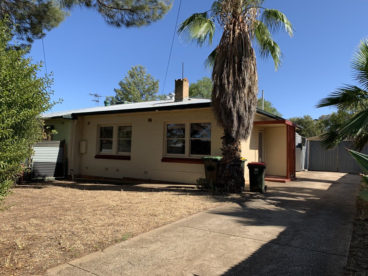 3 bedrooms House in 17 Midlow Road ELIZABETH DOWNS SA, 5113