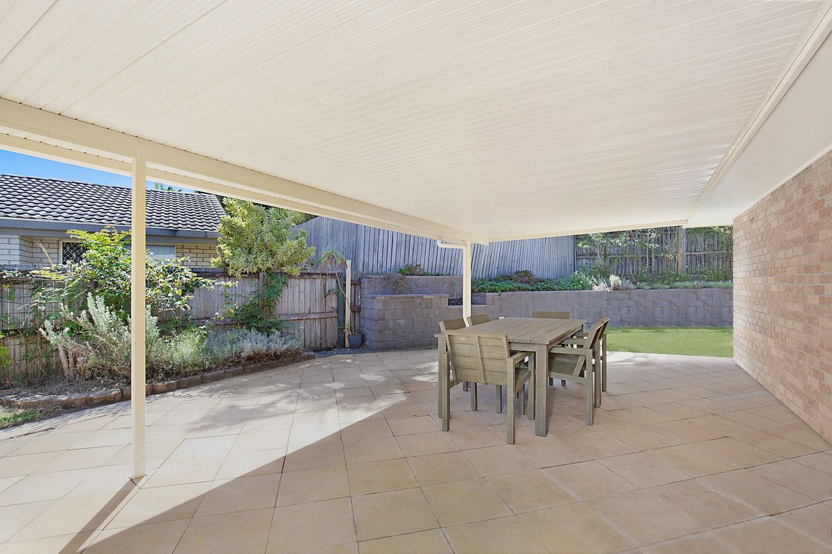 2 Ryedale Street, Heritage Park QLD 4118, Image 1