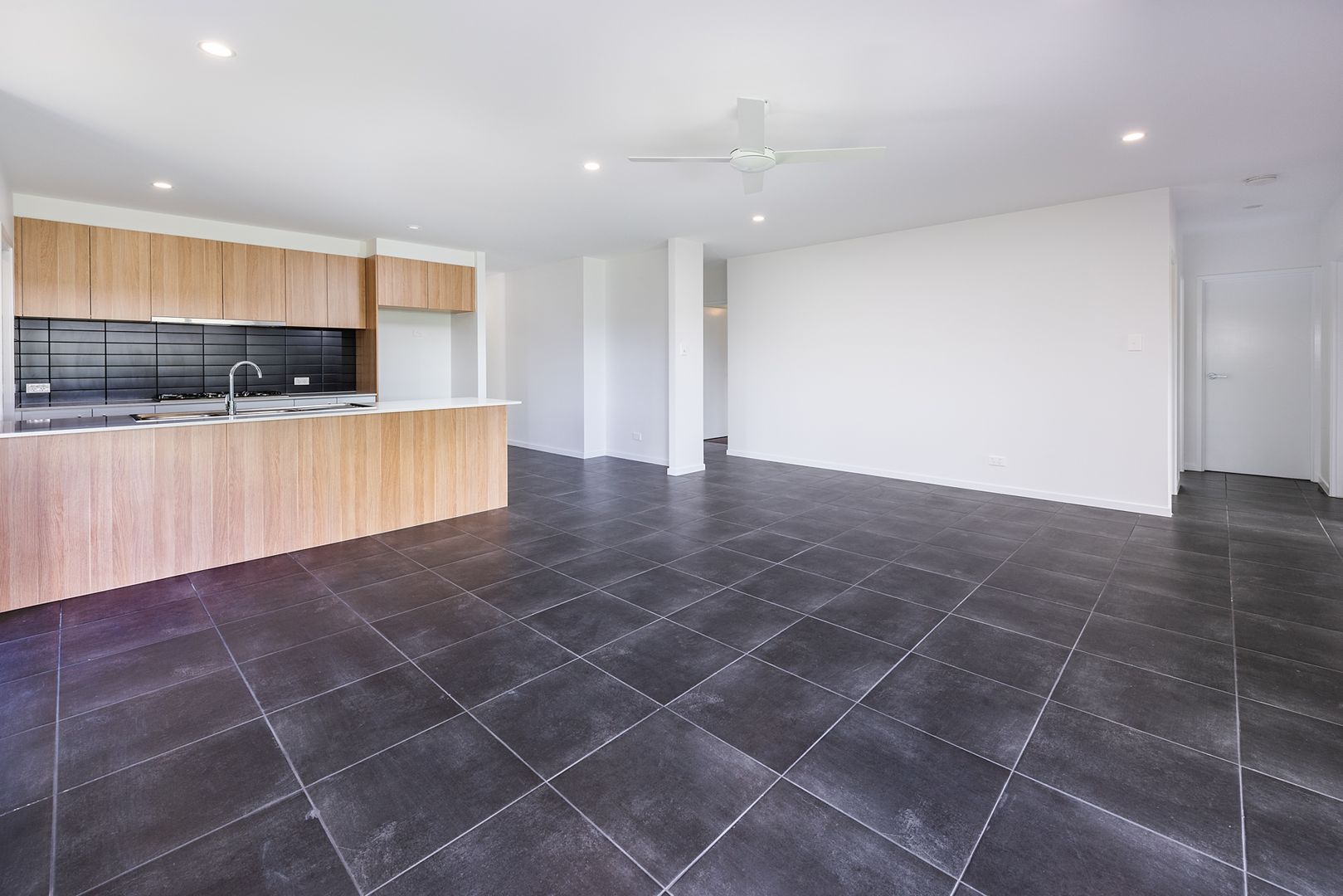 5 OYSTERCATCHER STREET, Woodgate QLD 4660, Image 1