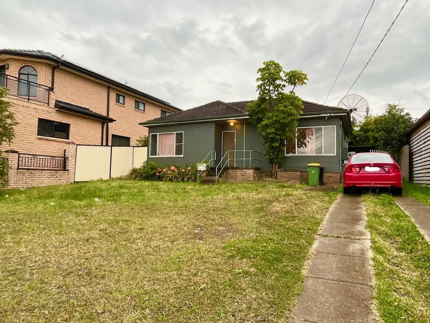2 bedrooms House in 86 Maiden Street GREENACRE NSW, 2190