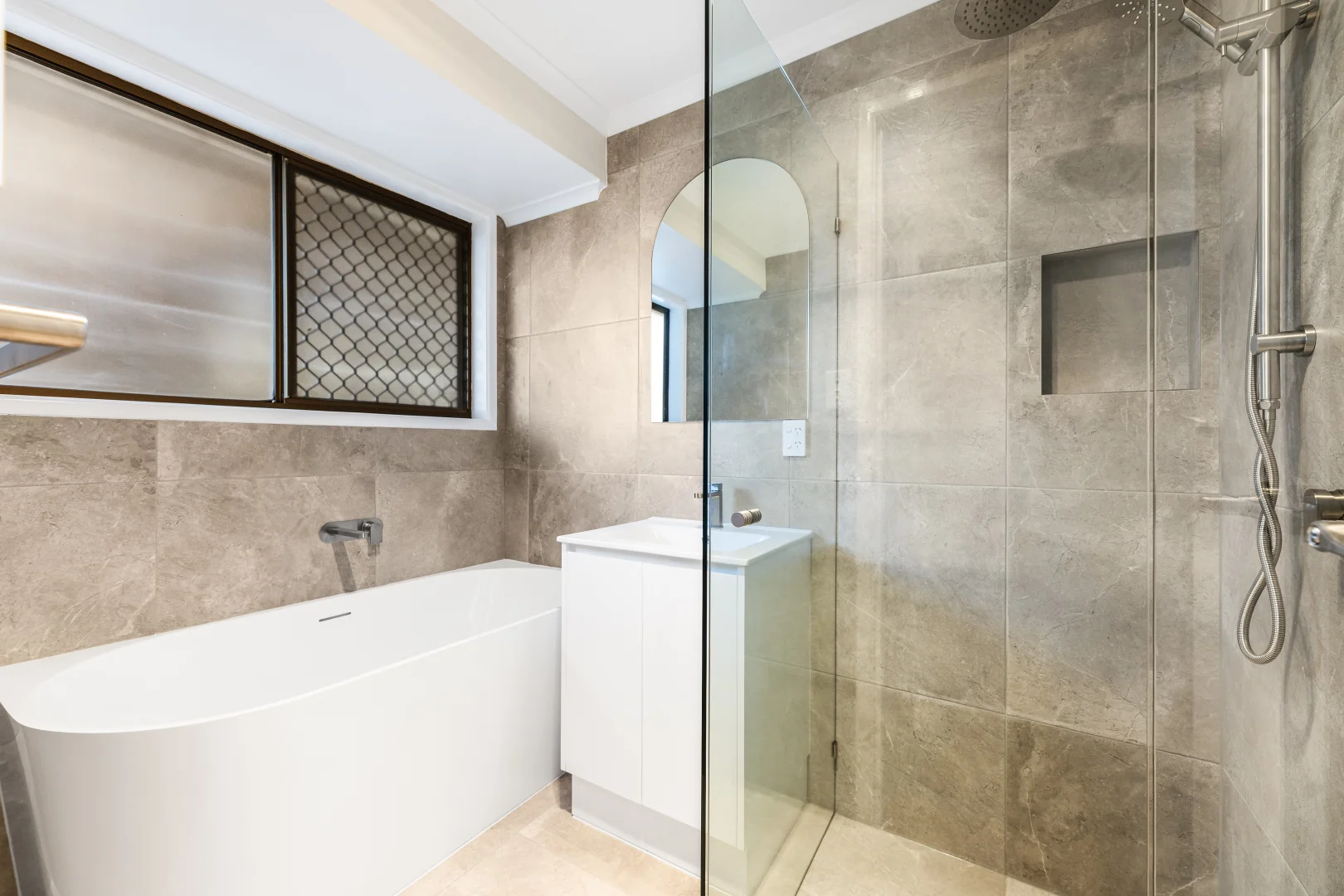 Additional image 2 of 6 Melway Crescent, Harristown QLD 4350