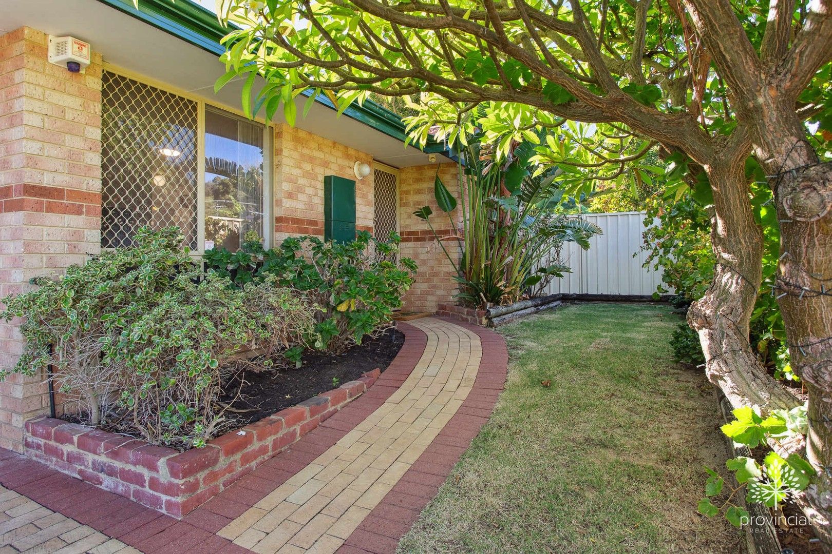 33A Beresford Gardens, Swan View WA 6056, Image 0