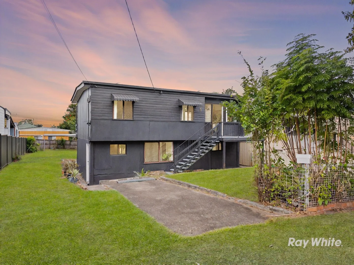 5 Woonga Street, Woodridge QLD 4114