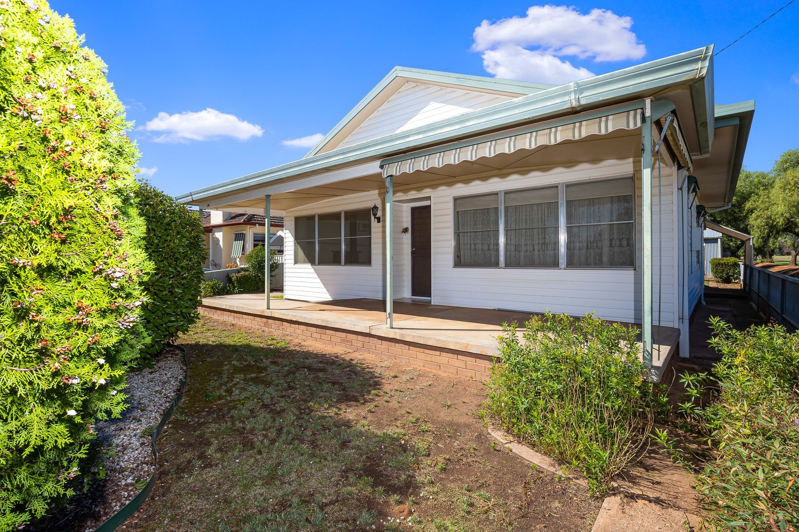 130 Britannia Street, Temora NSW 2666, Image 1