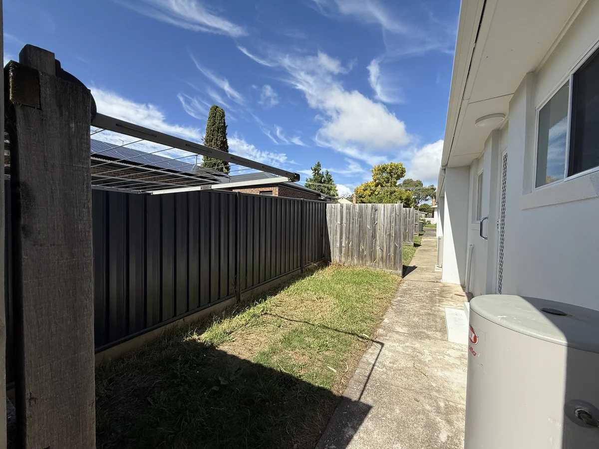 Additional image 8 of 2-4/1 Tantallon Avenue, Hamilton VIC 3300
