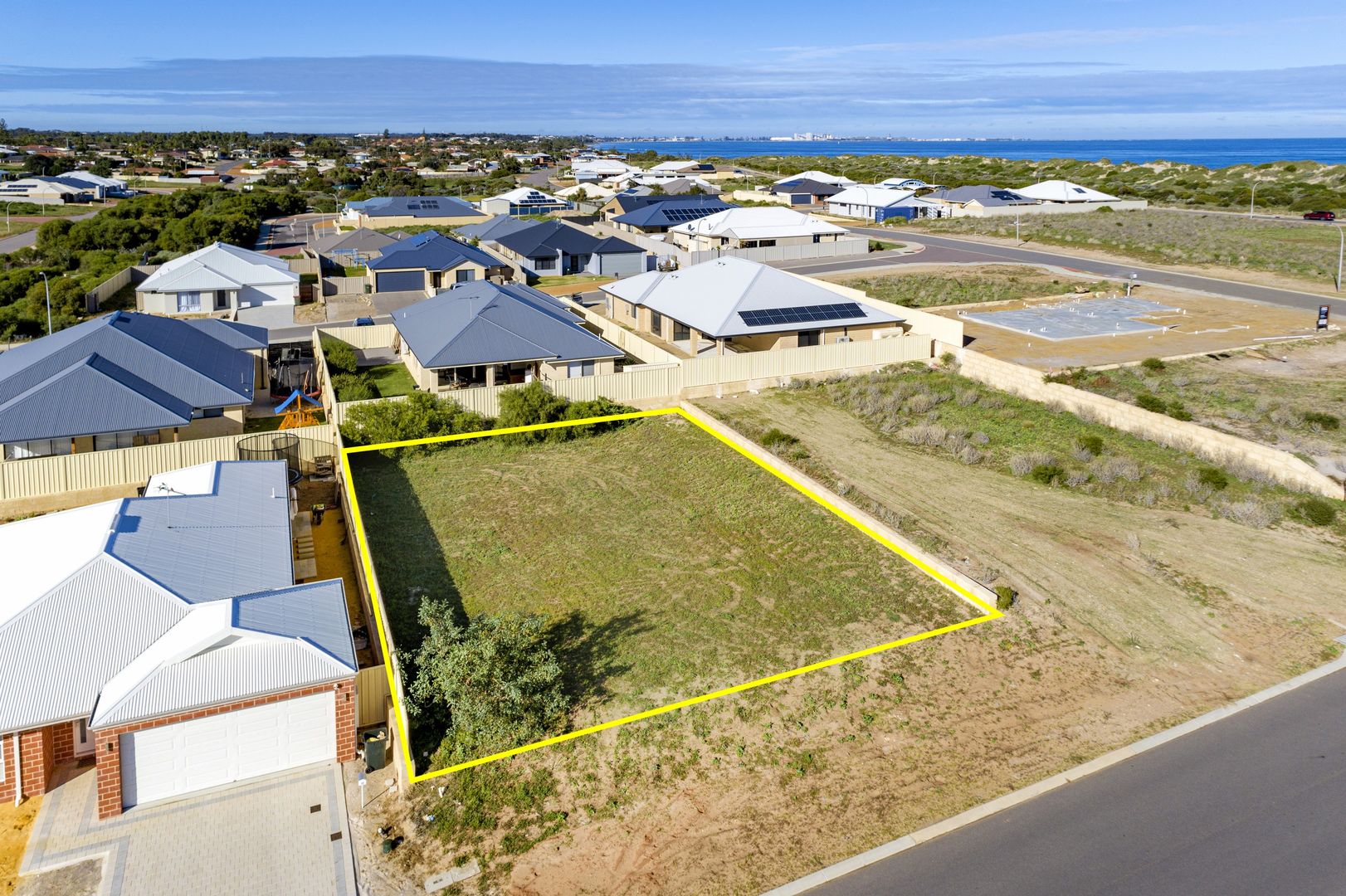 15 Forecastle Street, Sunset Beach WA 6530 Domain