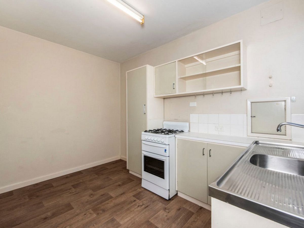 11/9 Glentworth Avenue, Tuart Hill WA 6060 Apartment For Rent 400