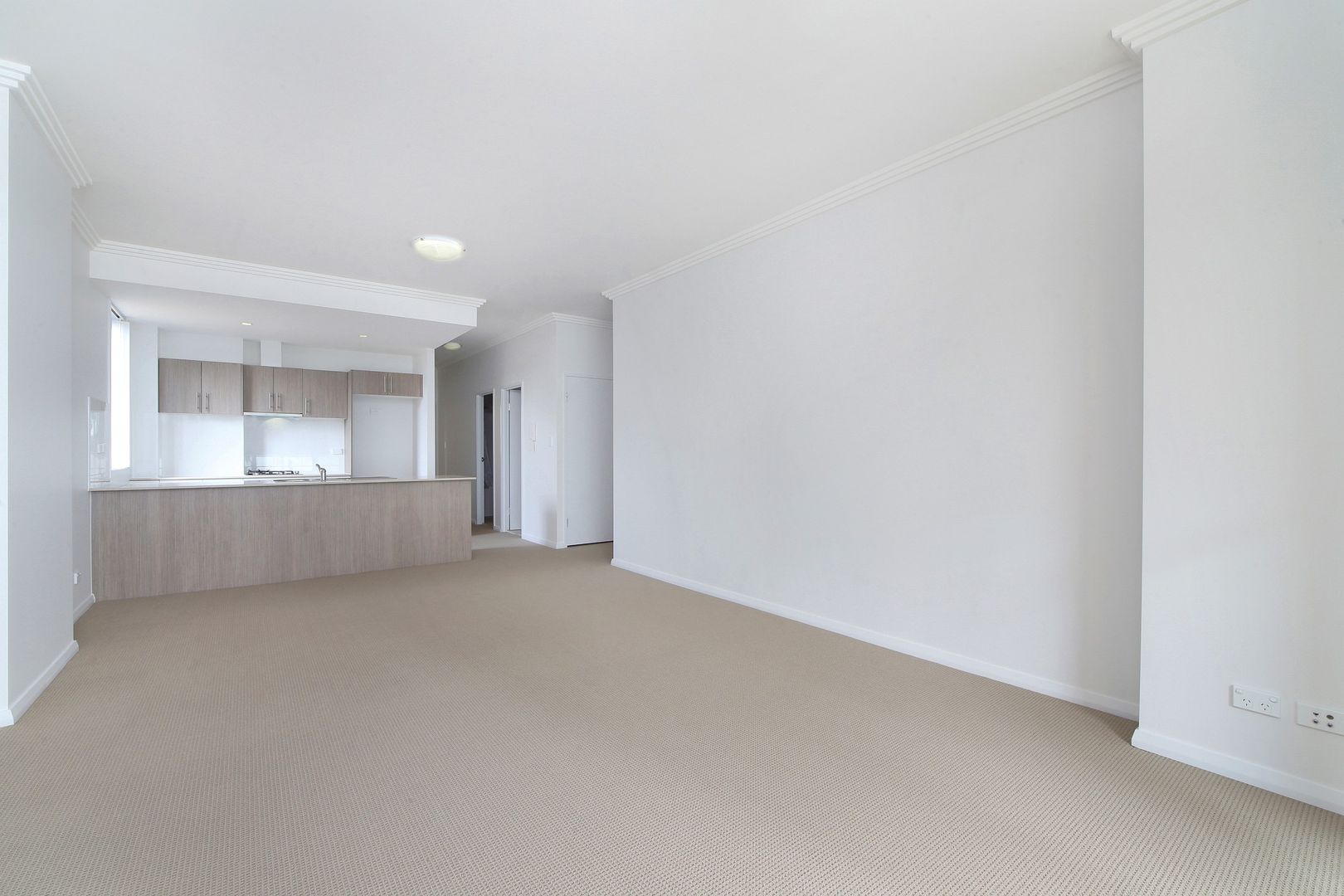 13/6-16 Hargraves Street, Gosford NSW 2250, Image 2