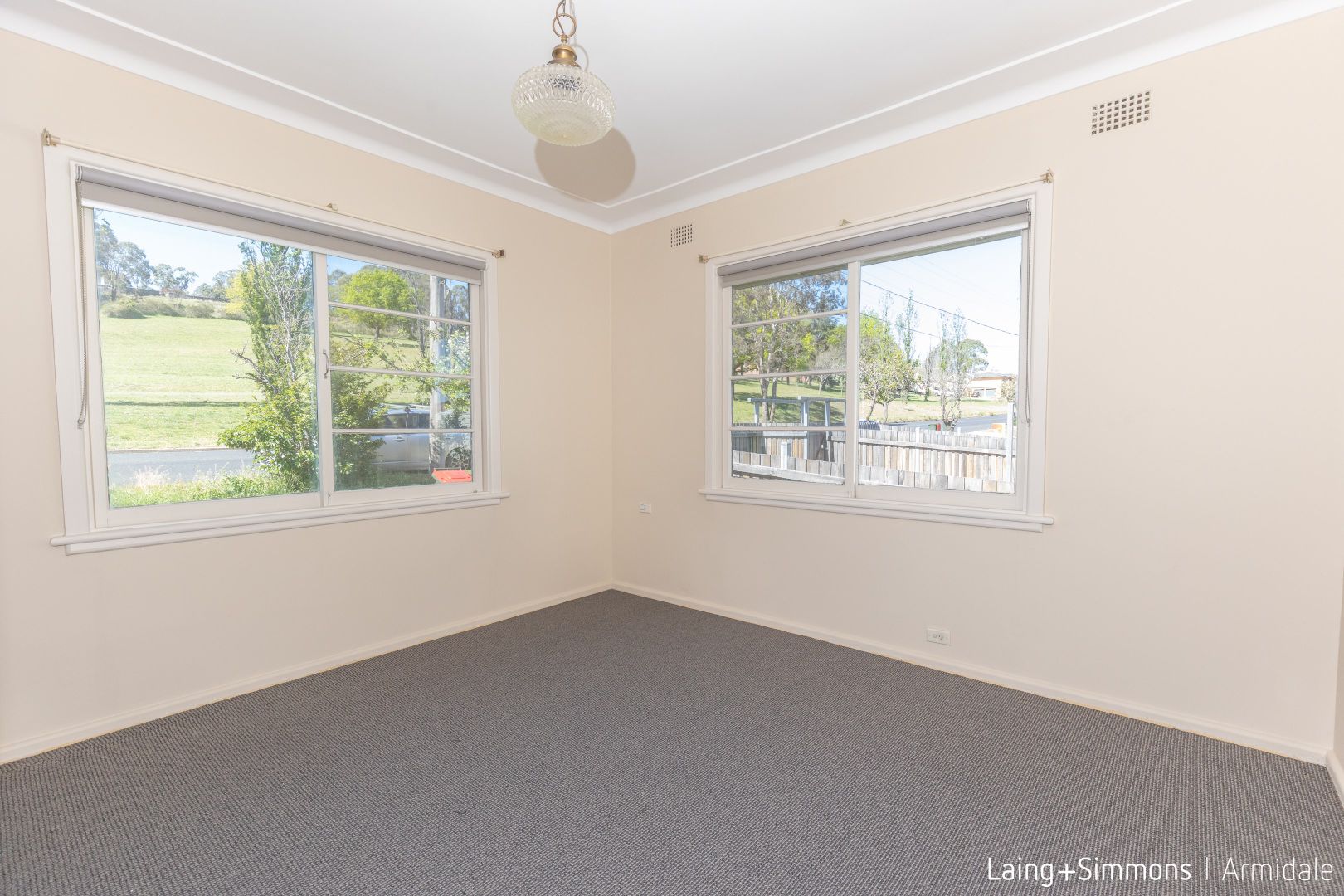 168 Donnelly Street, Armidale NSW 2350, Image 1