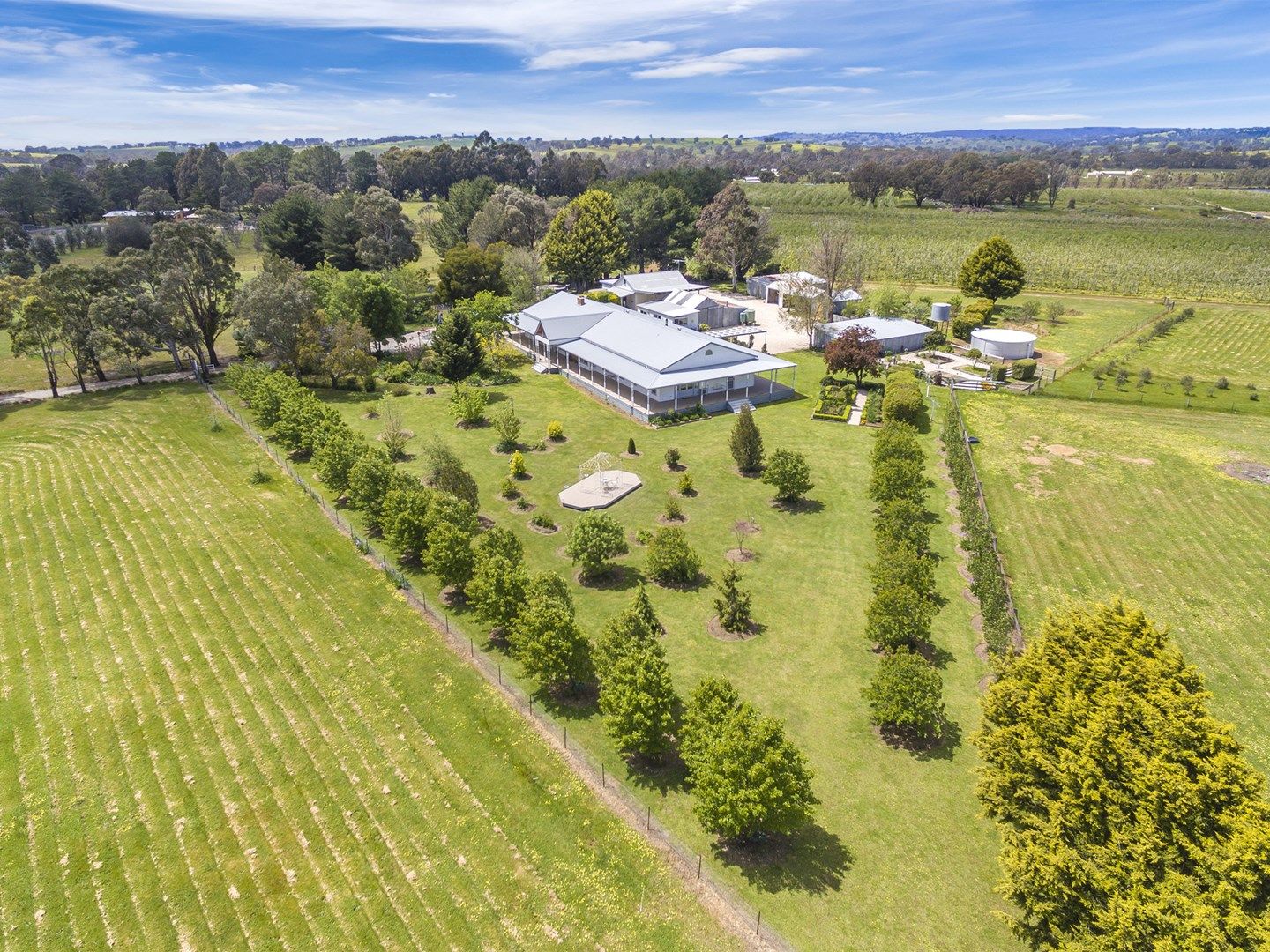 34 BendigoSutton Grange Road, Elphinstone Property History & Address