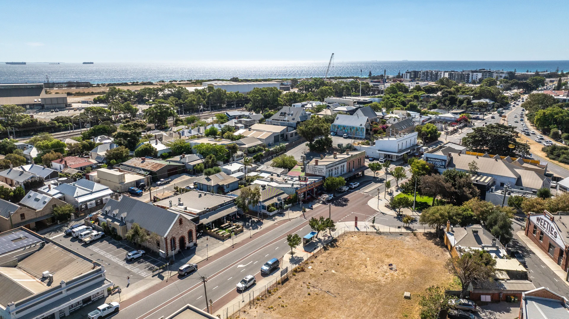 Additional image 21 of 231 Queen Victoria Street, North Fremantle WA 6159