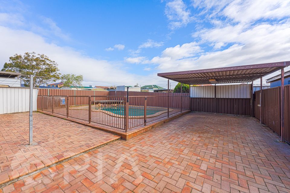 6 Augusta Street, Casula NSW 2170, Image 2