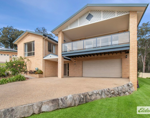 19 Jarrah Way, Malua Bay NSW 2536