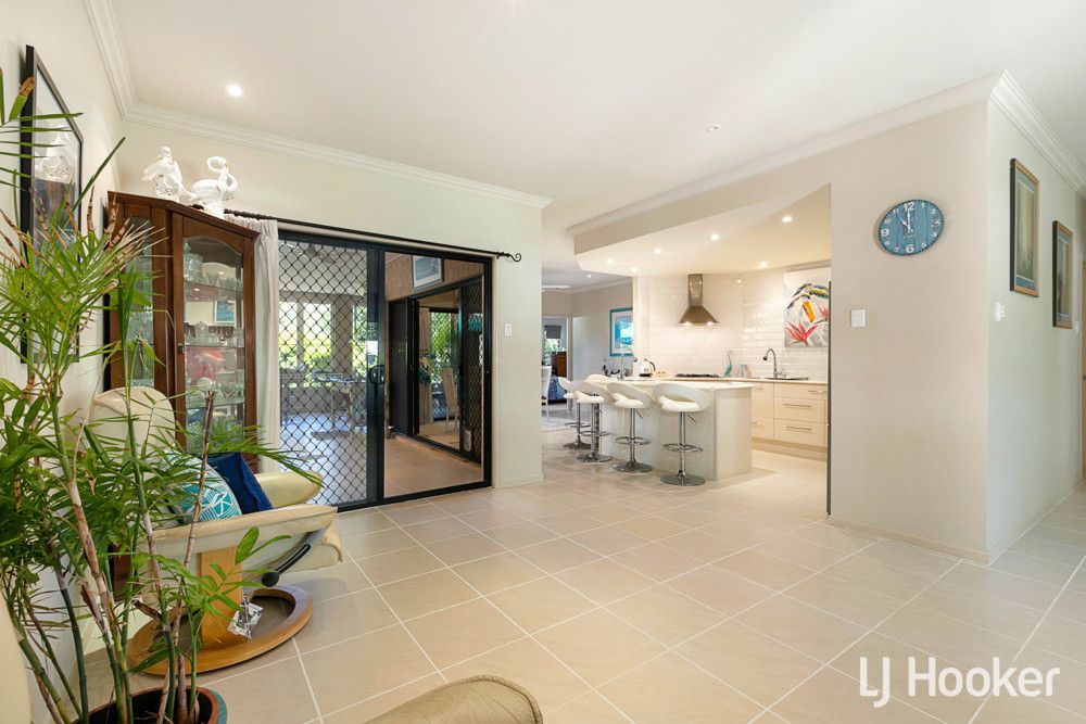 19 Moonah Street, Coochiemudlo Island QLD 4184, Image 2