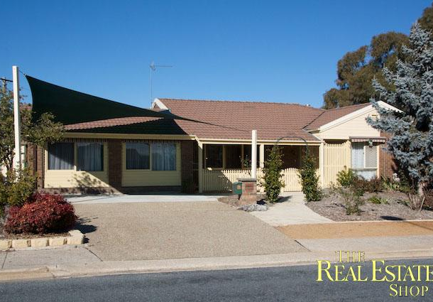 8 Proctor Street, Chisholm ACT 2905