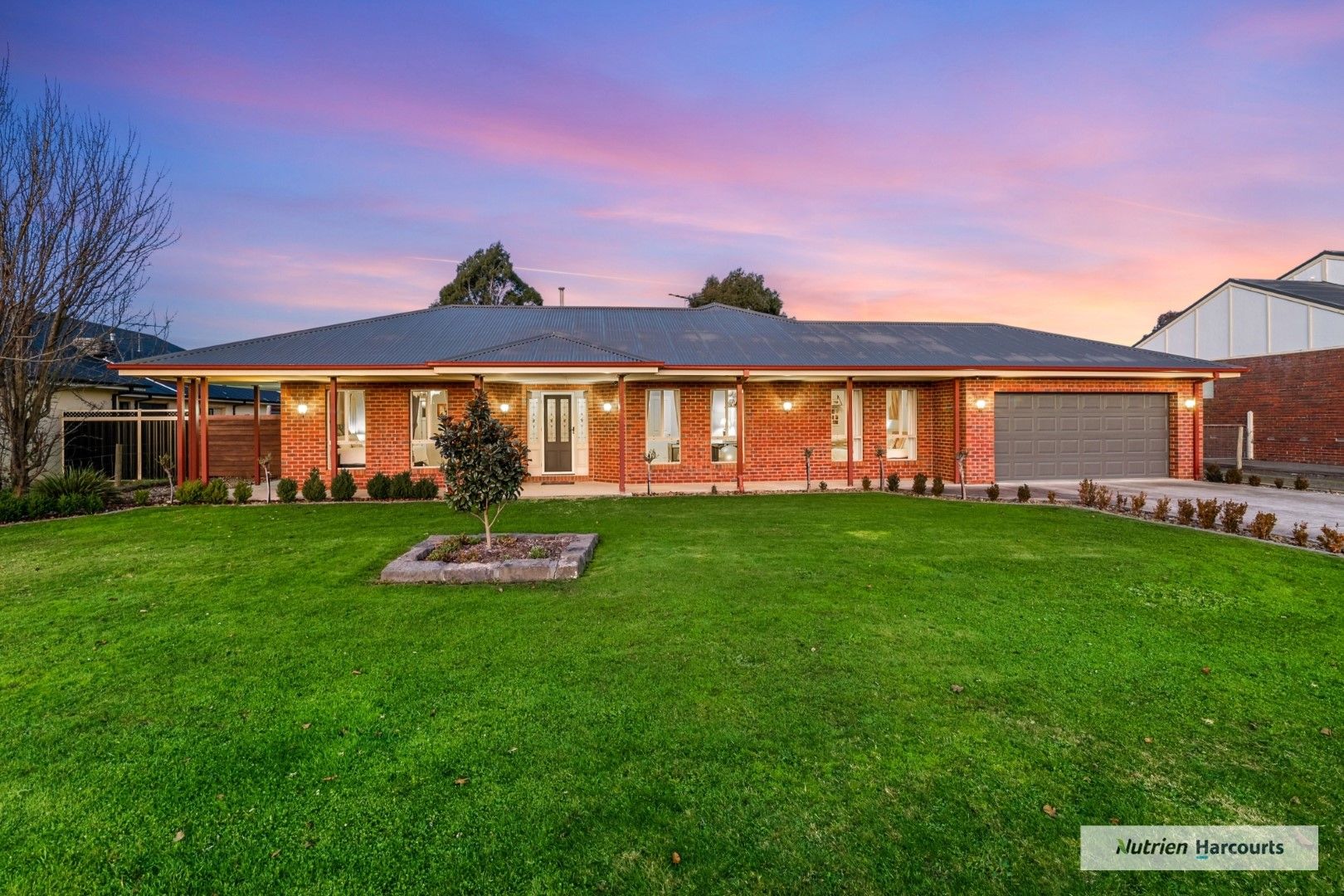 4 bedrooms House in 72 The Elms Boulevard KILMORE VIC, 3764