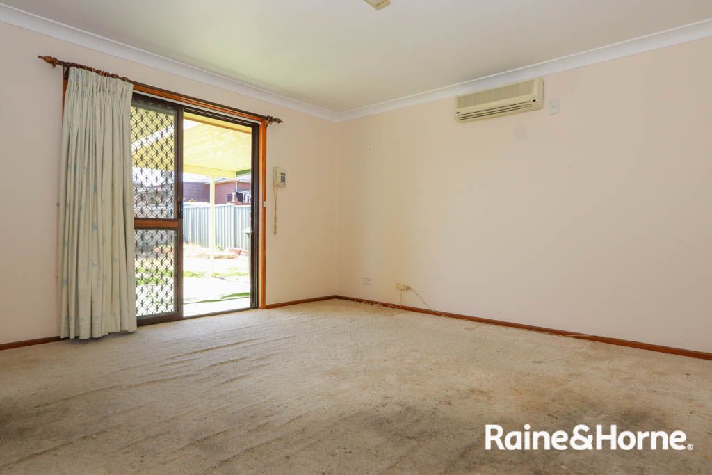 24 Weeronga Way, Kelso NSW 2795, Image 2