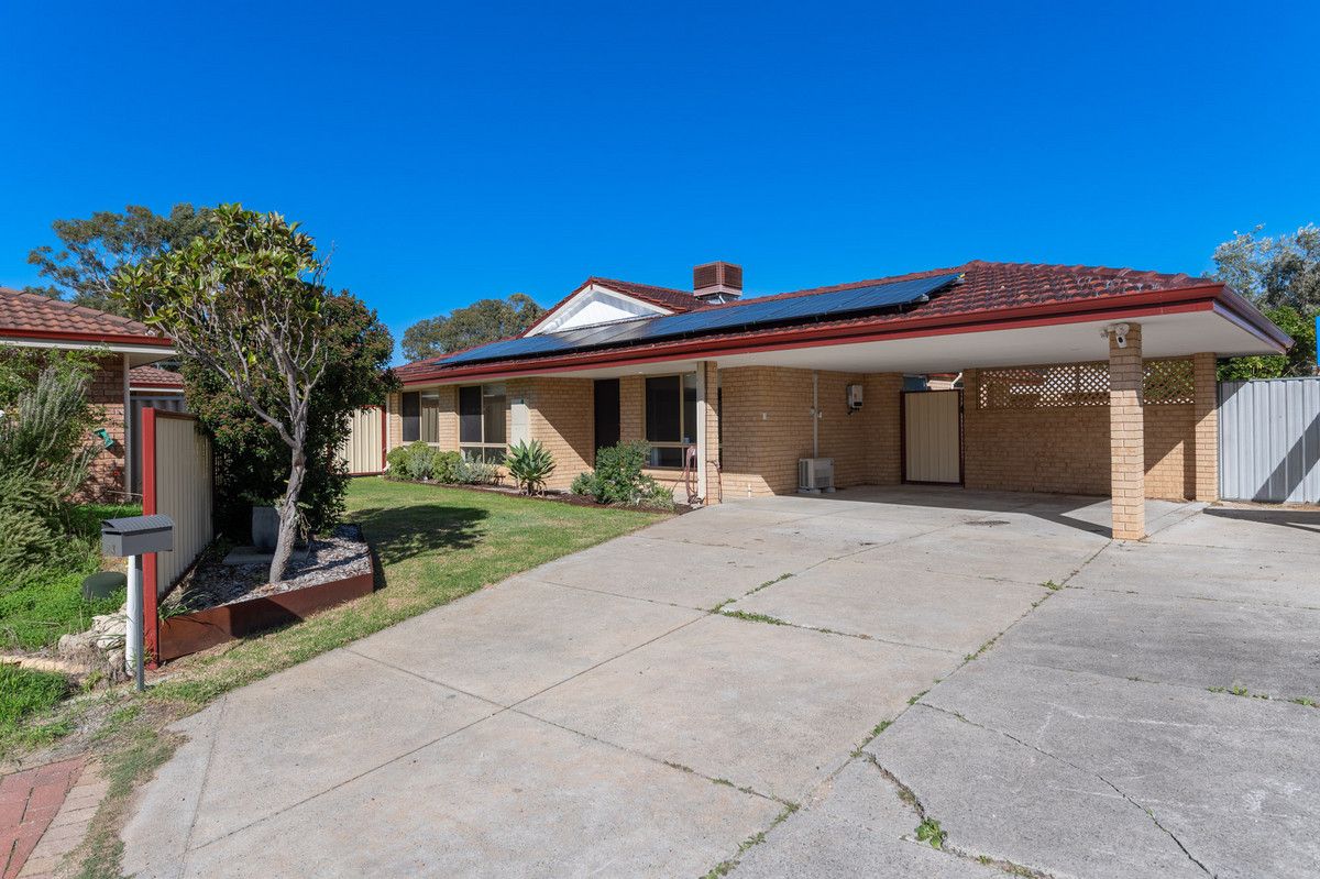 2 bedrooms House in 23 Firetail Court SEVILLE GROVE WA, 6112