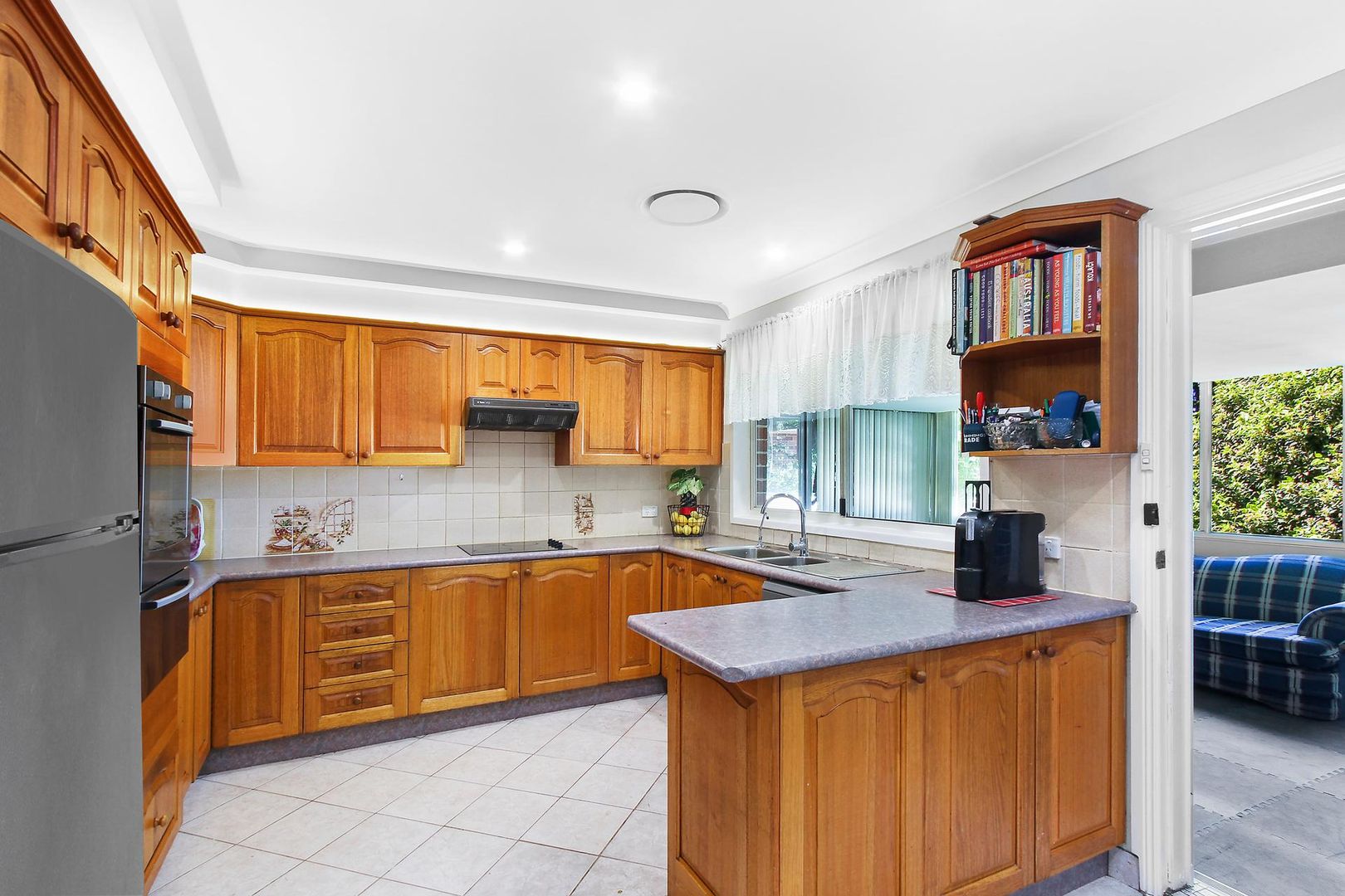 4 Eagle Place, St Johns Park NSW 2176, Image 1