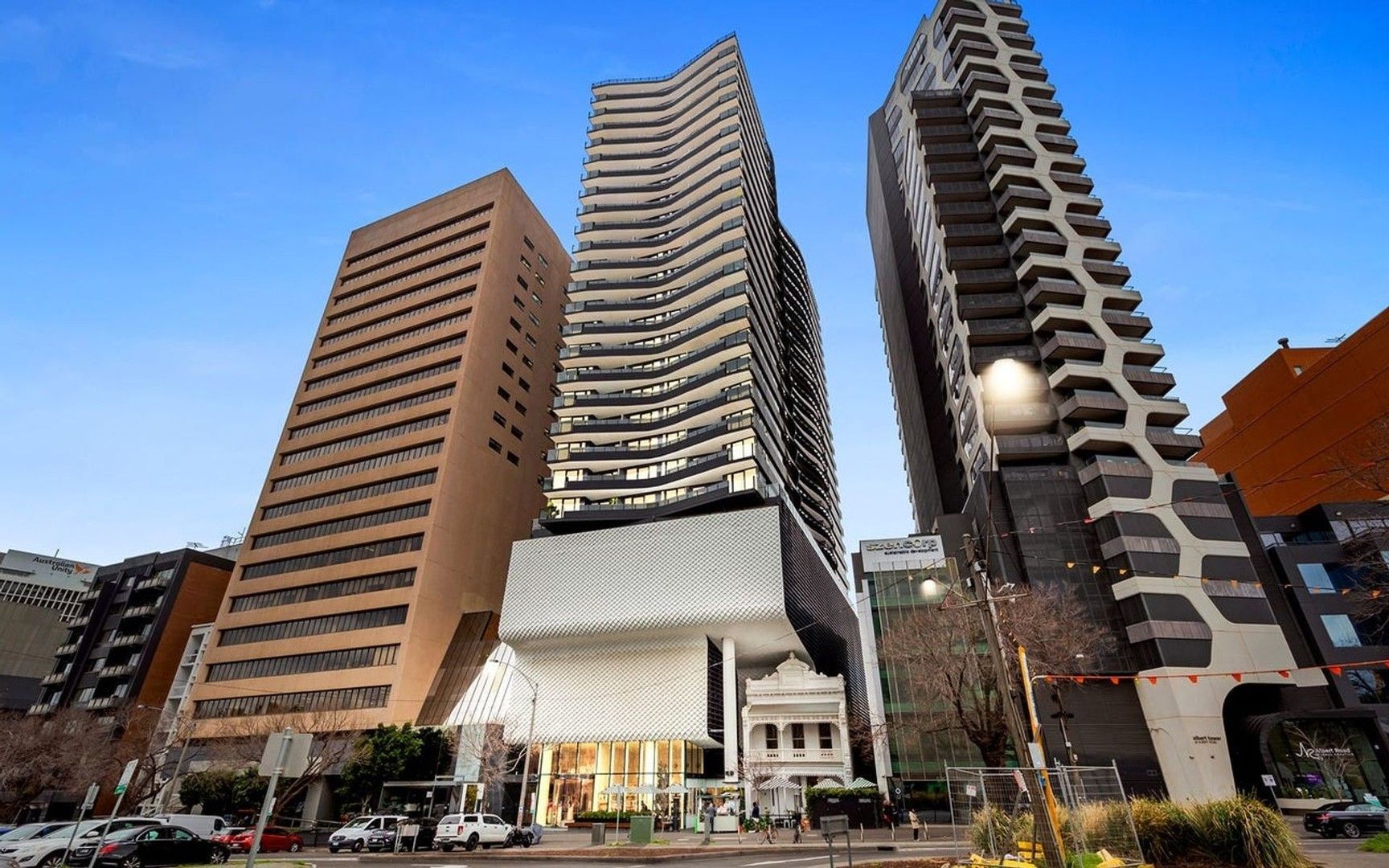 2 bedrooms Apartment / Unit / Flat in 1711/50 Albert Road SOUTH MELBOURNE VIC, 3205