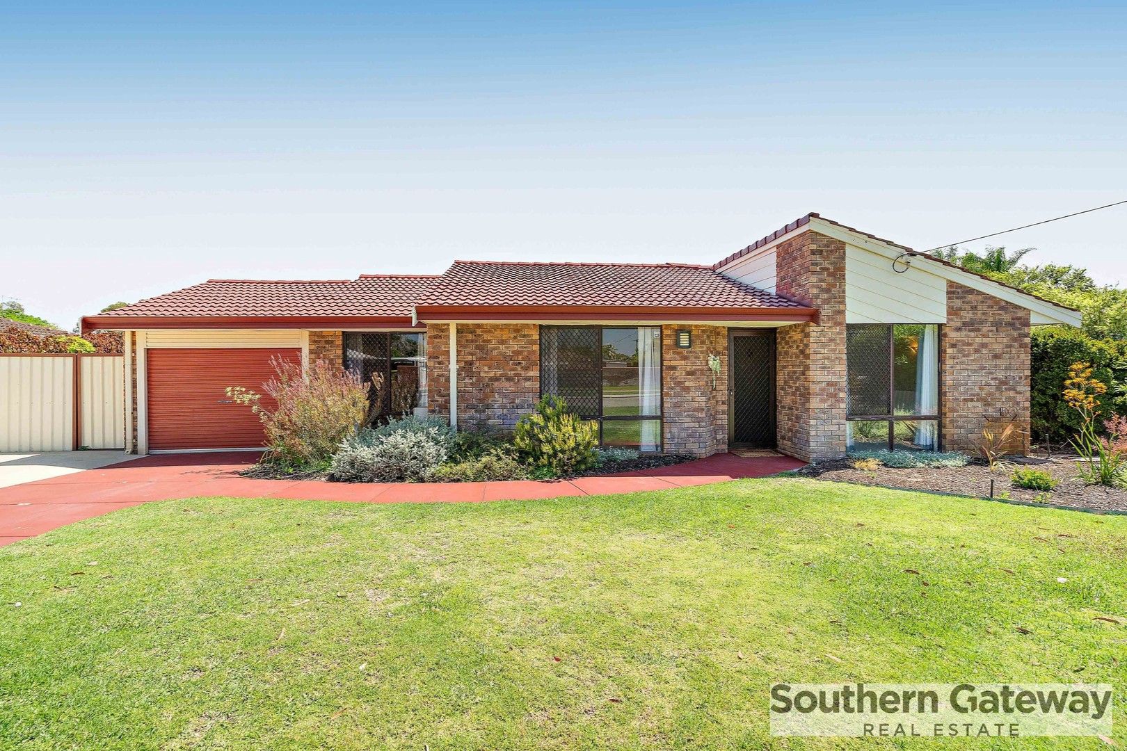 16 Merilup Court, Hillman WA 6168, Image 0