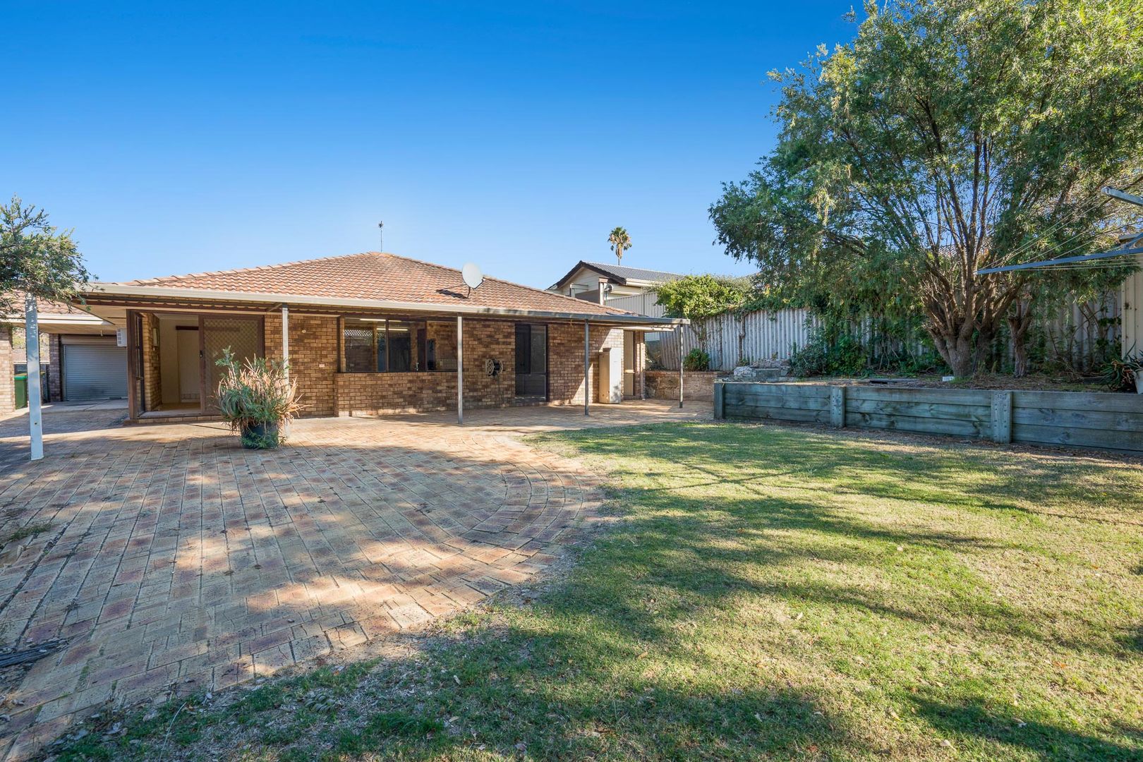 25 Gillett Drive, Kardinya WA 6163, Image 1