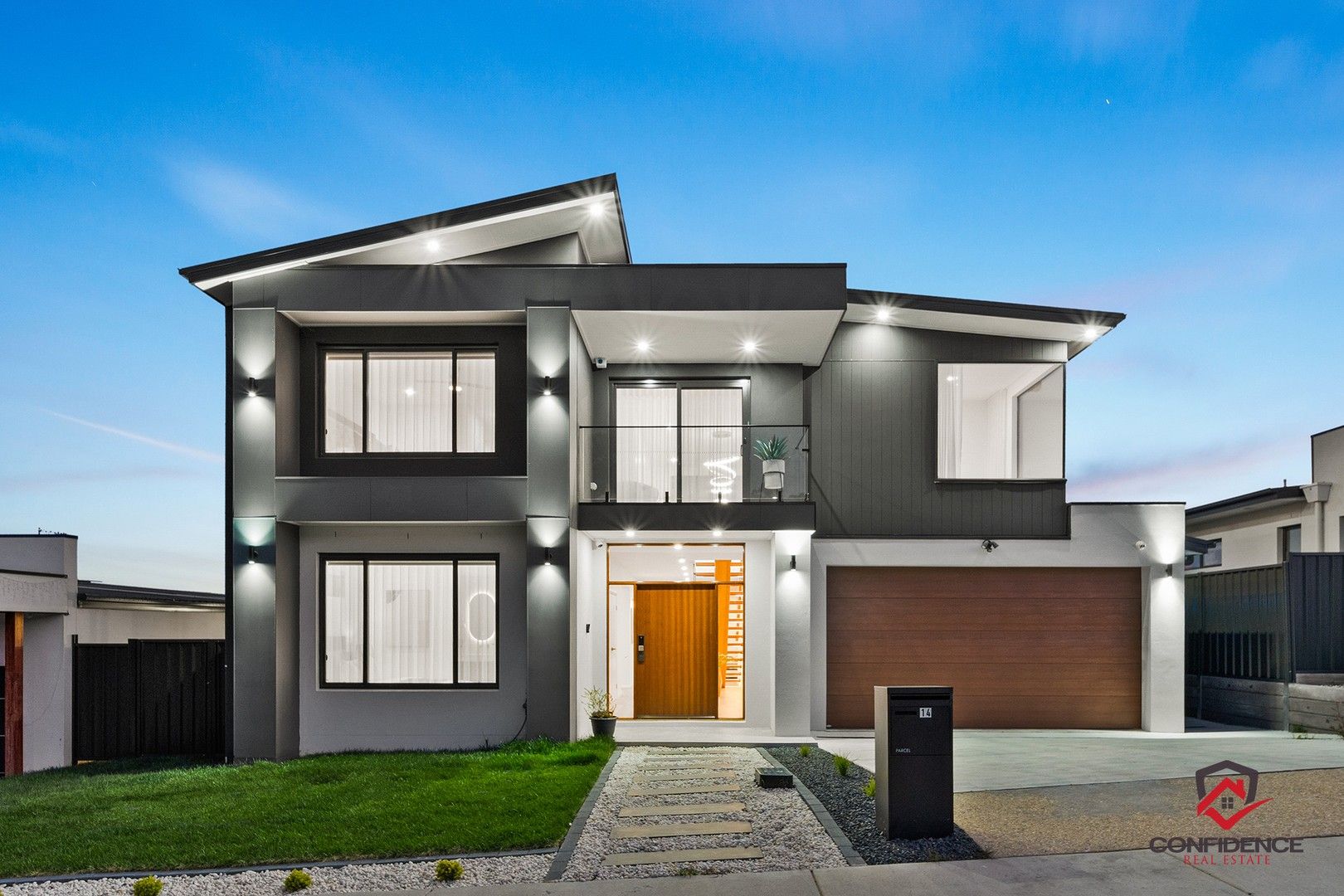 4 bedrooms House in 14 Mervyn Davis Crescent TAYLOR ACT, 2913