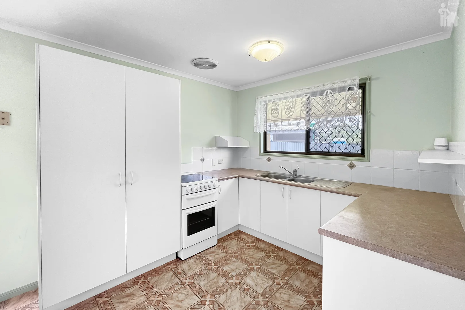 Additional image 20 of 26A Hughes Road, Urangan QLD 4655