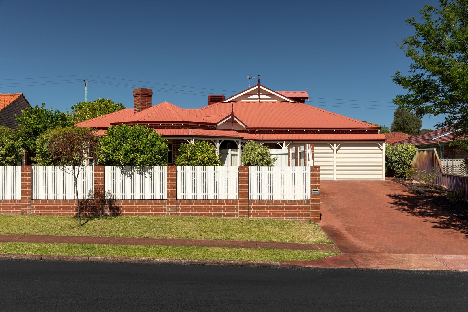 8 Kirwan Way, Winthrop WA 6150, Image 1