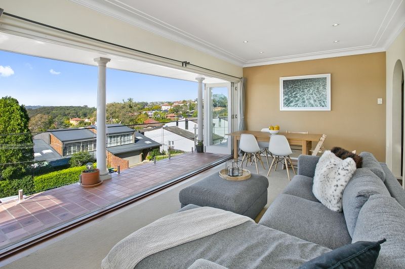 3 bedrooms Duplex in 2/5 Nield Avenue BALGOWLAH NSW, 2093