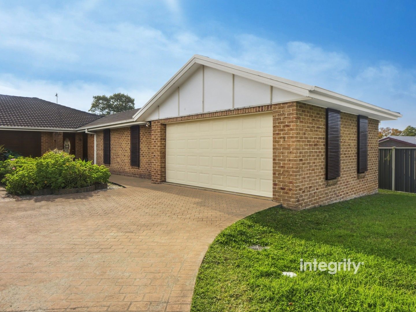 1/2 Hollyhill Close, Bomaderry NSW 2541, Image 0