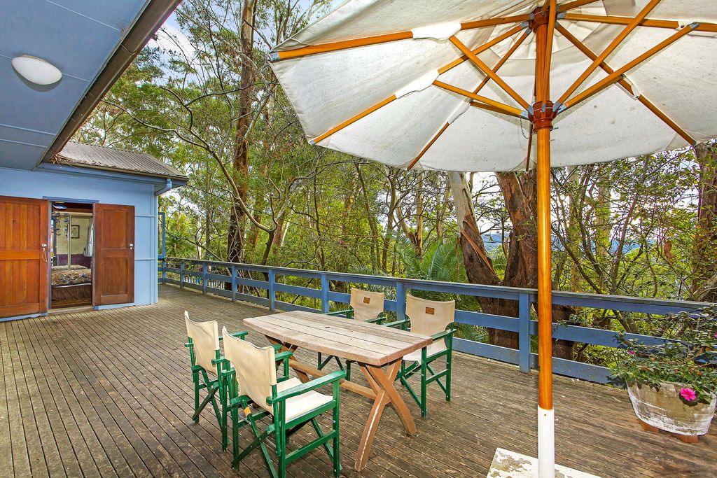 34 Endeavour Drive, Avoca Beach Property History & Address Research