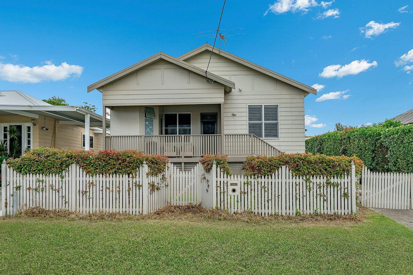7 Crockett Street, Cardiff South Property History & Address Research