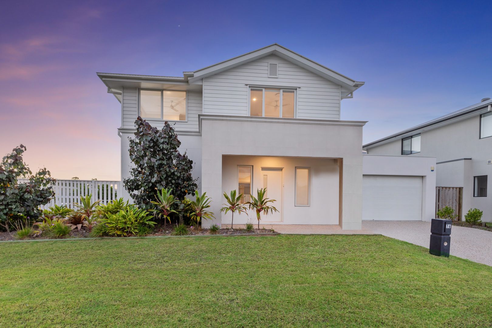 76 Citron Crescent, Helensvale QLD 4212, Image 2
