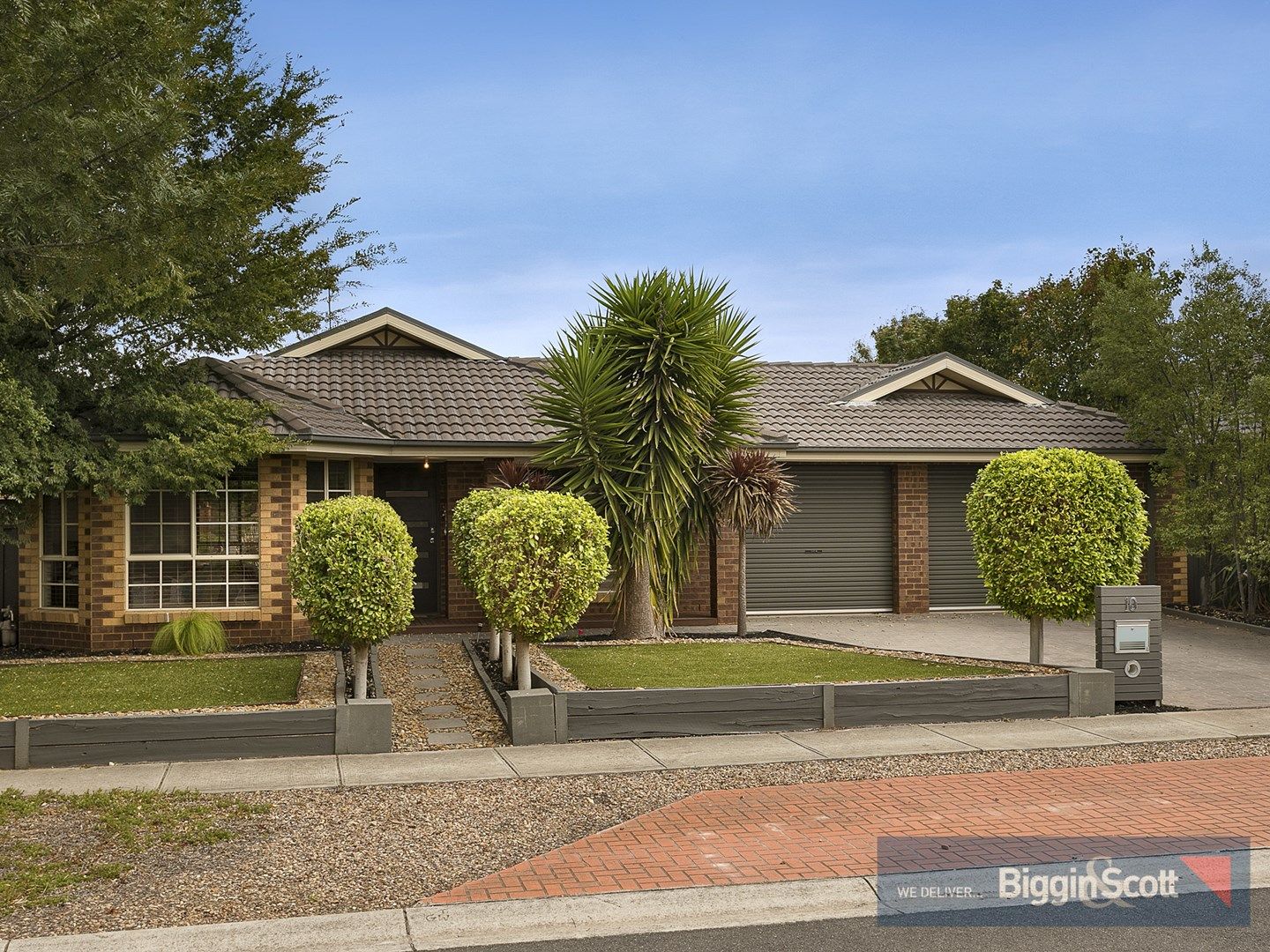 10 Condamine Avenue, Manor Lakes VIC 3024, Image 0