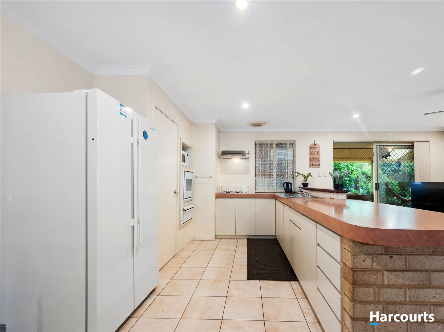 2 Minigwal Court, Greenfields WA 6210, Image 2