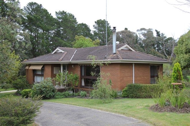 Picture of 26 Cumberland Street, LINTON VIC 3360