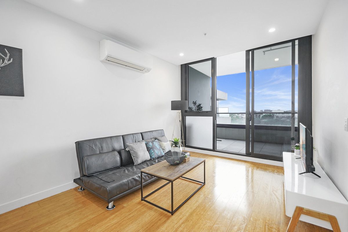 2 bedrooms Apartment / Unit / Flat in 311/712 Station Street BOX HILL VIC, 3128